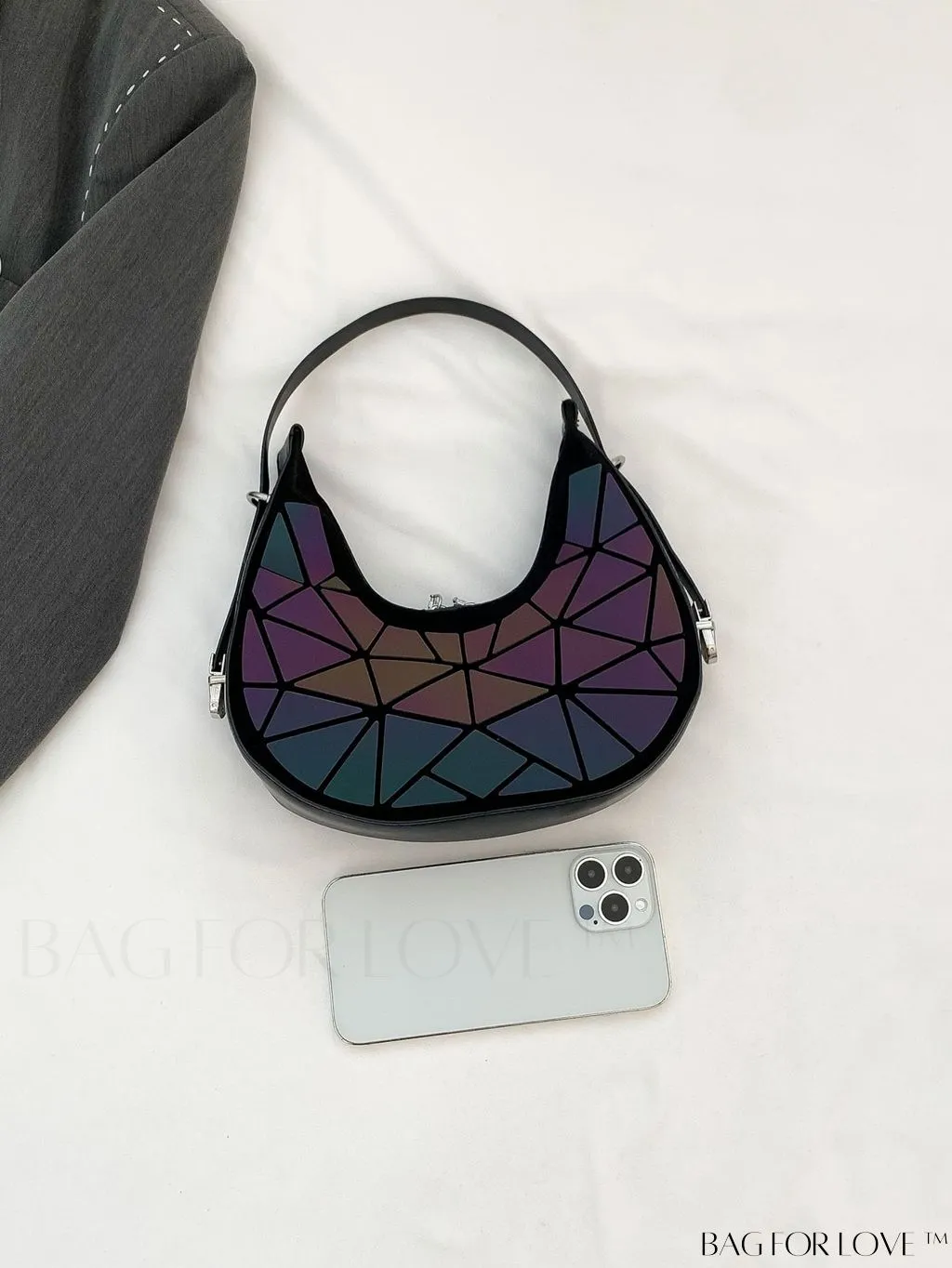 BagForLove - Chic Metallic Geometric Glossy Underarm Bag