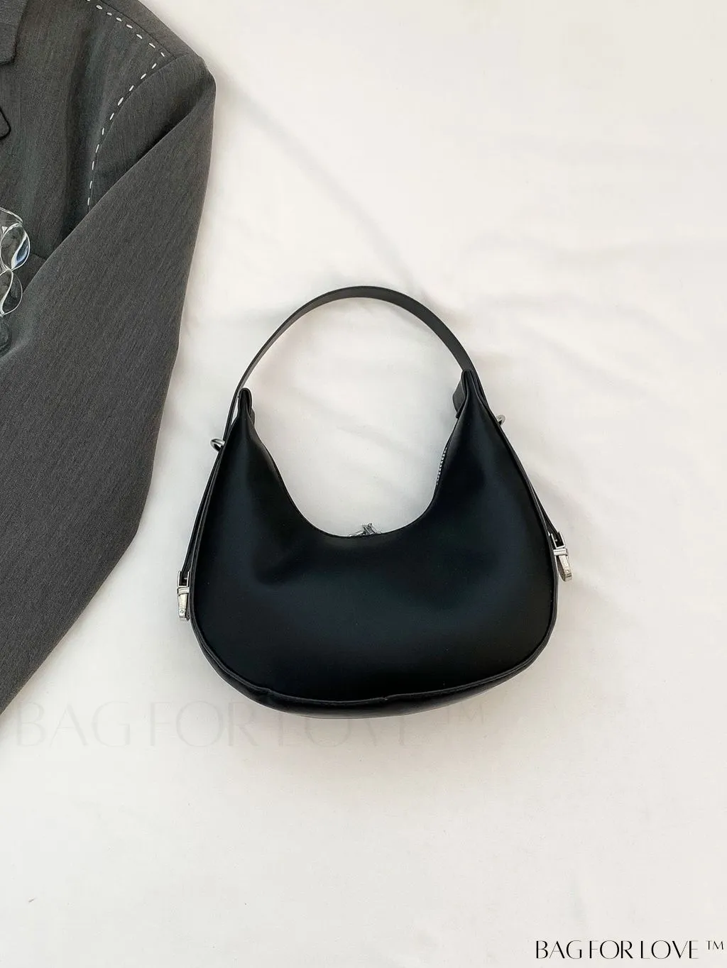 BagForLove - Chic Metallic Geometric Glossy Underarm Bag