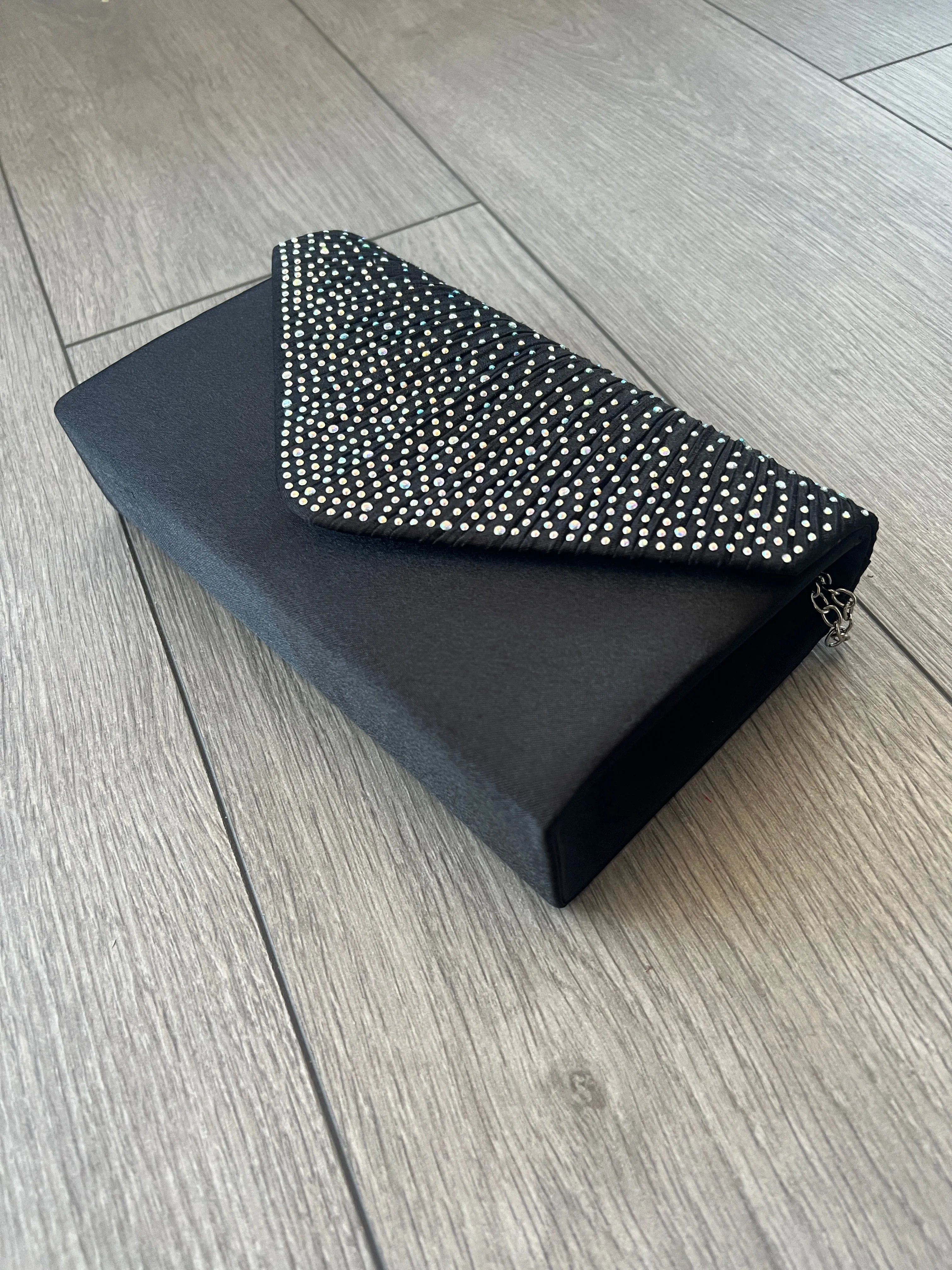 BLACK ENVELOPE CLUTCH BAG WITH RHINESTONES