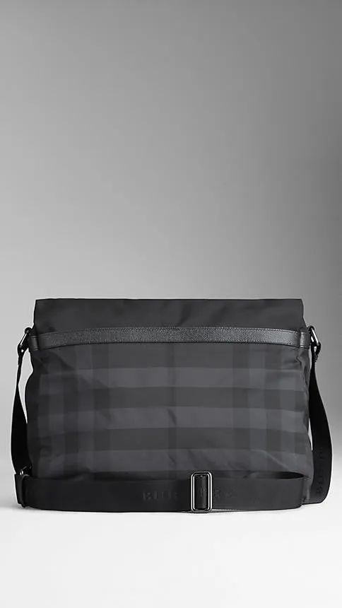 Burberry - Beat Check Messenger Bag
