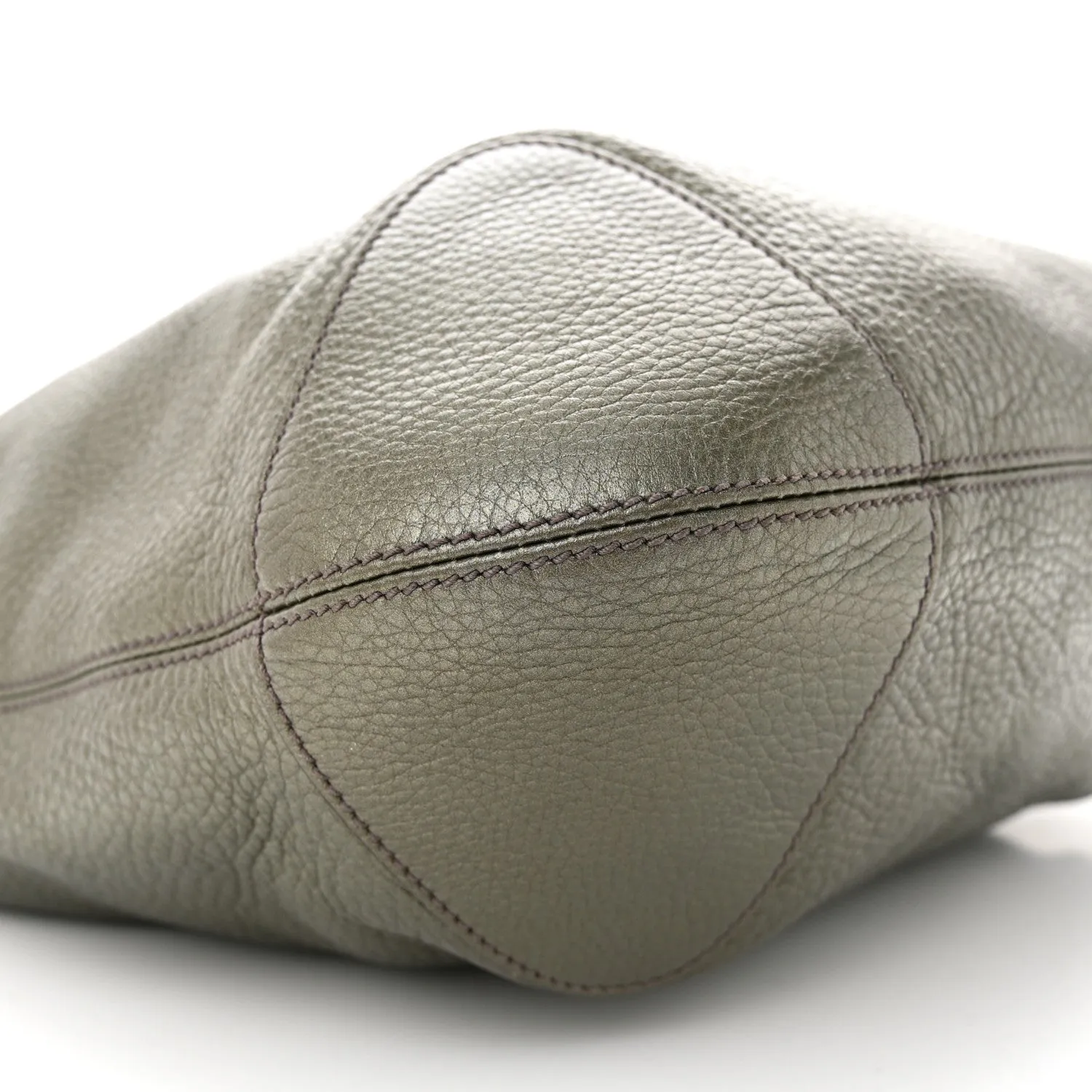 Calfskin Pebbled Metallic Gucci Medium Clean-lined Industrial-grade