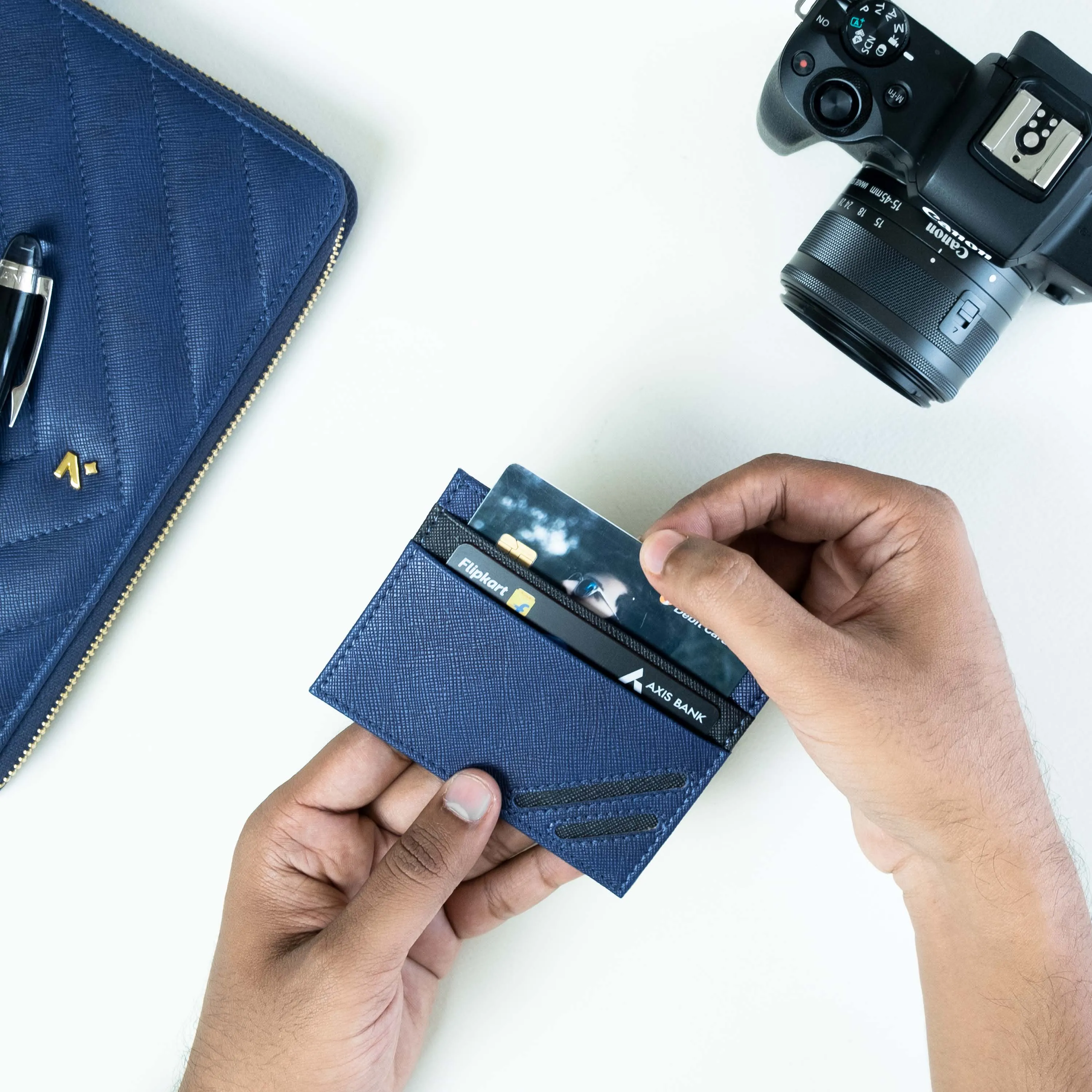 CARD HOLDER - BICHROME