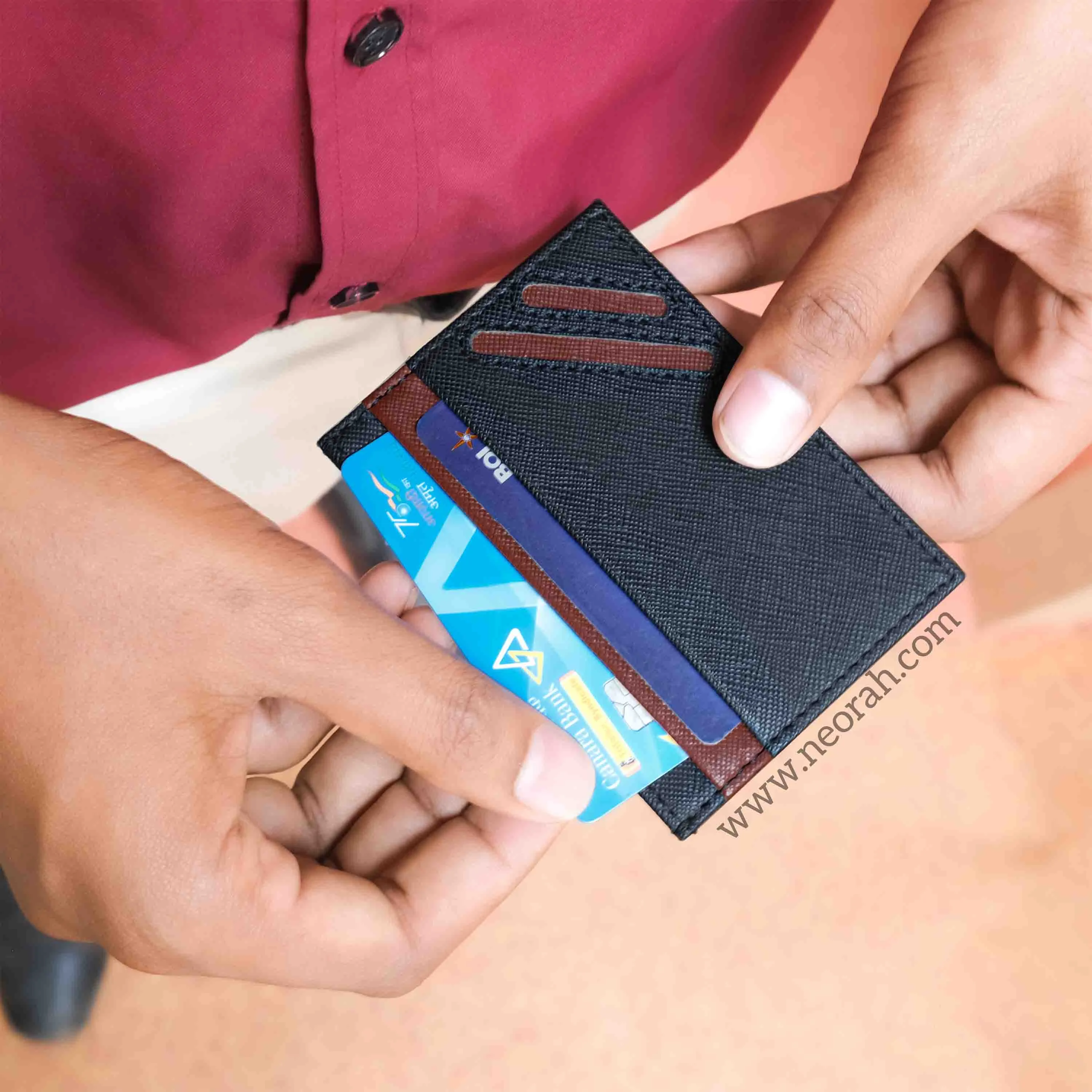 CARD HOLDER - BICHROME