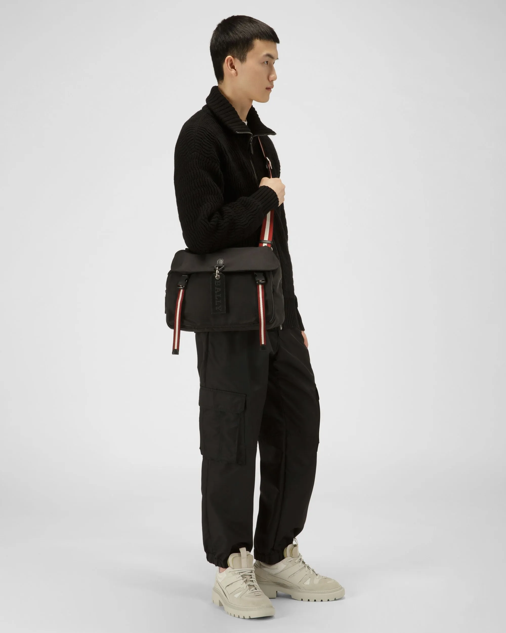 Catch Nylon Messenger Bag In Black