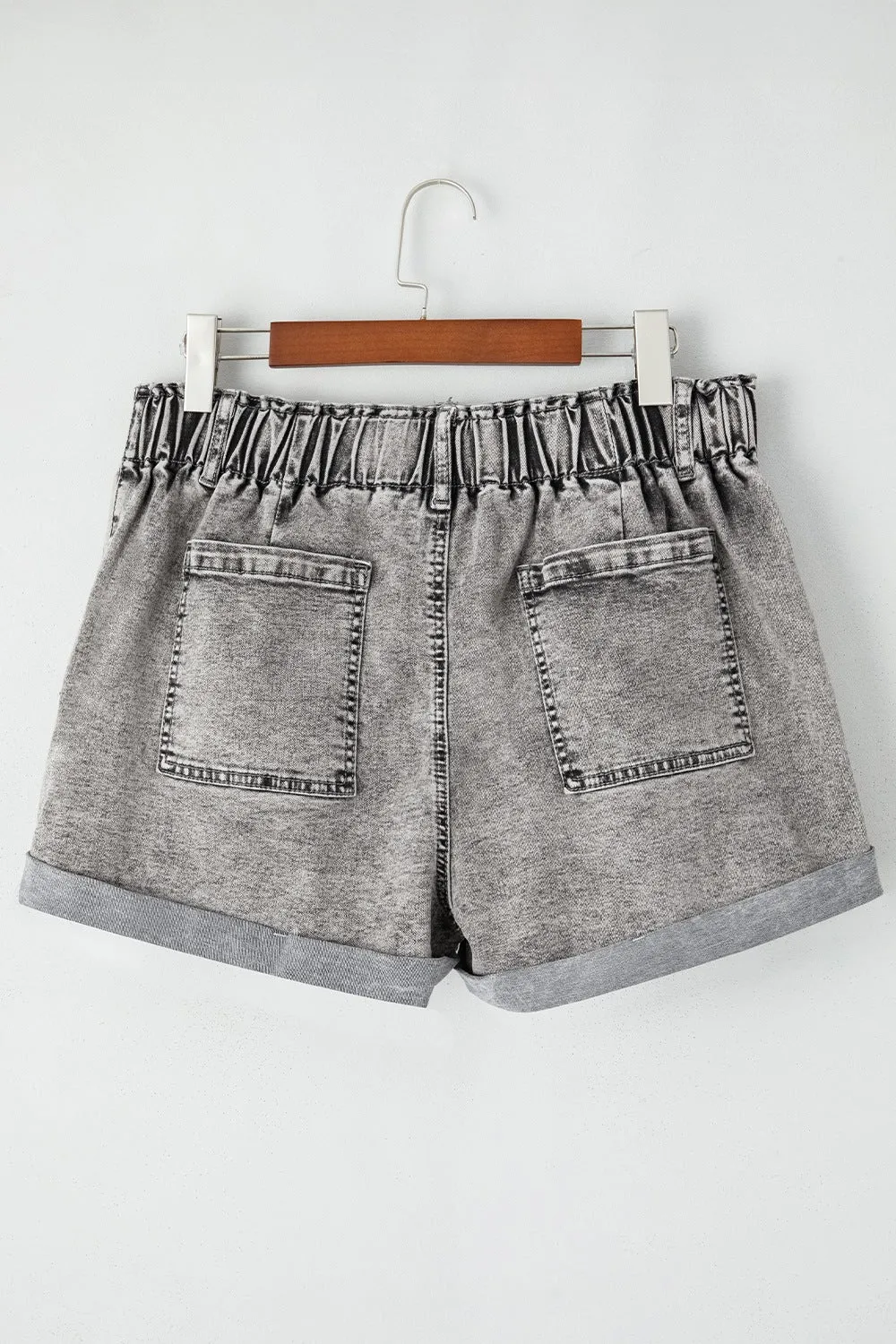 Chain Detail Pocketed High-Waist Shorts