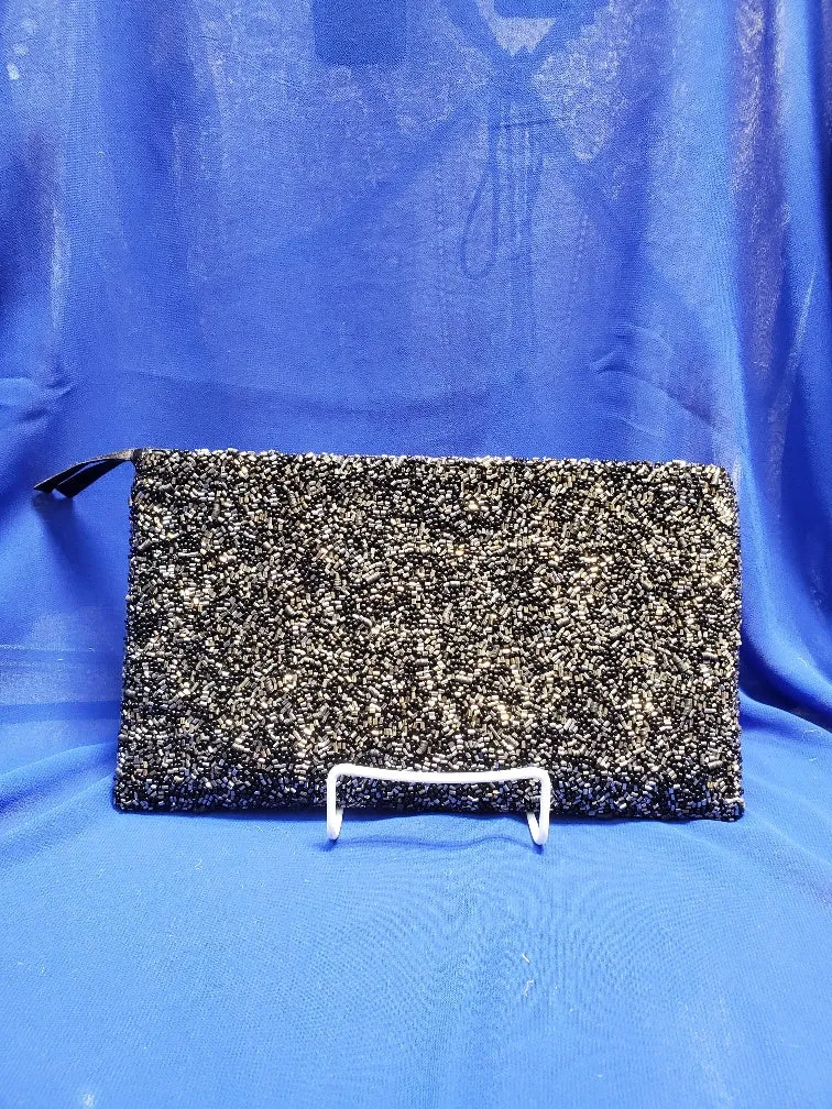 Embellished clutch, 2 per pack