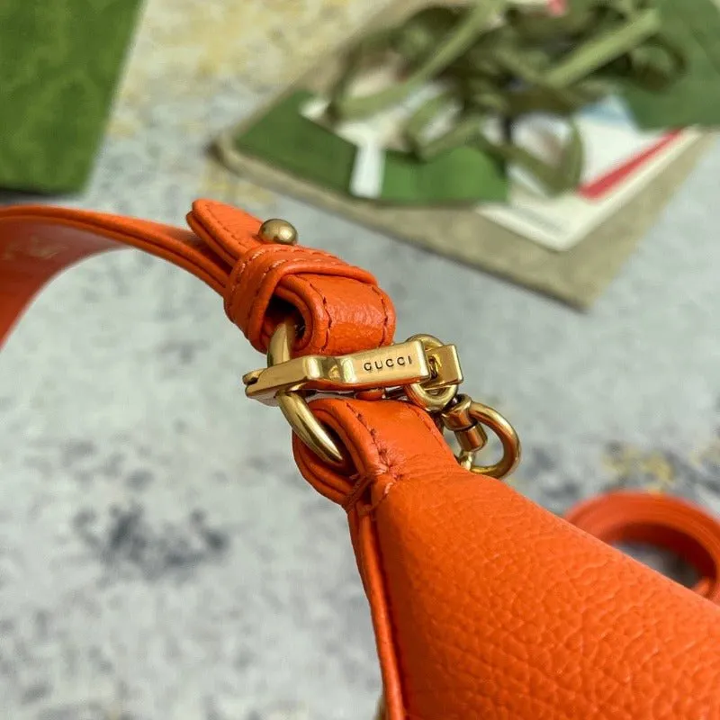 ESMEE - Hobo Bag With Chain Orange