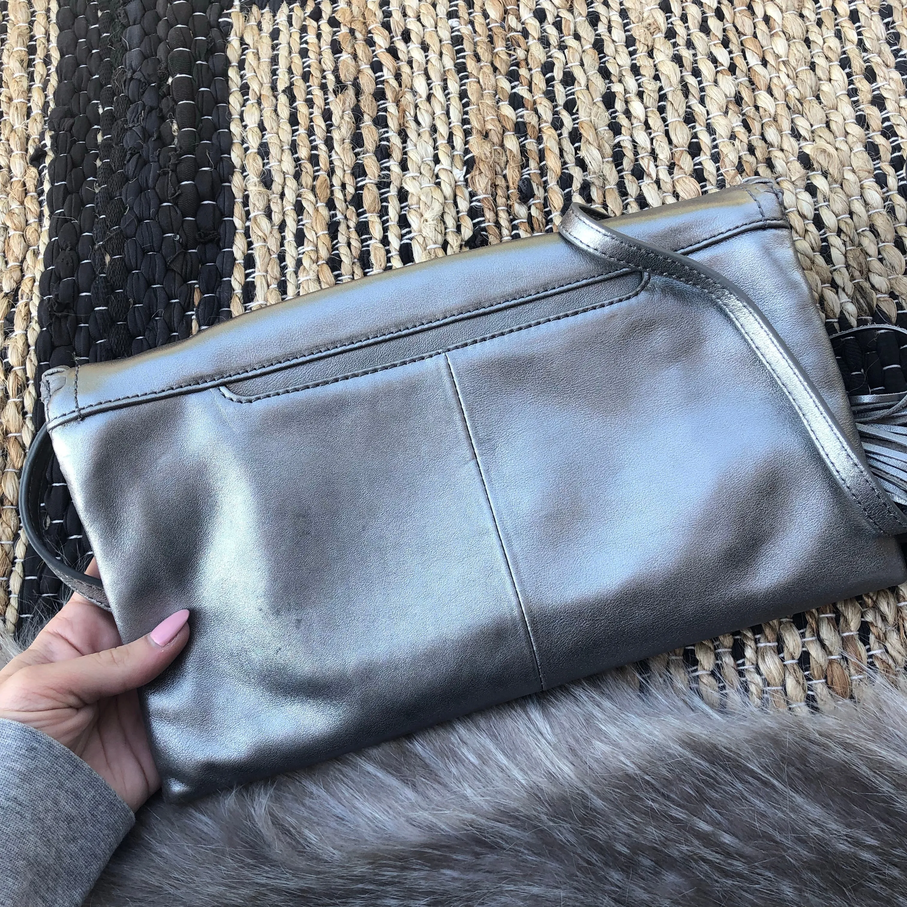 HOBO Metallic Clutch