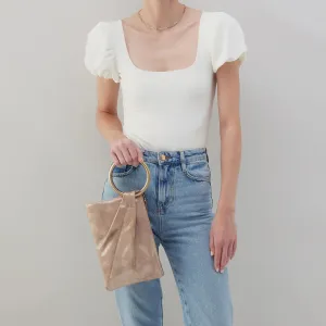 Hobo Sheila Ring Clutch Gilded Beige