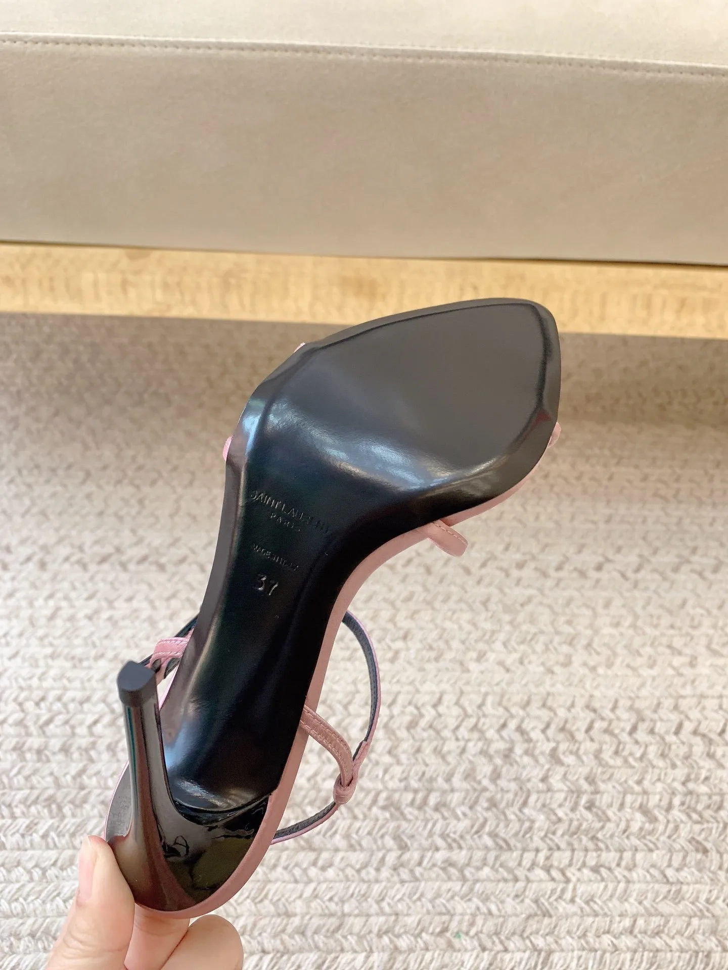 IN Saint PINK Multi-purpose Laurent Eye-catching STRAPPY HEEL HIGH SANDALS SILK