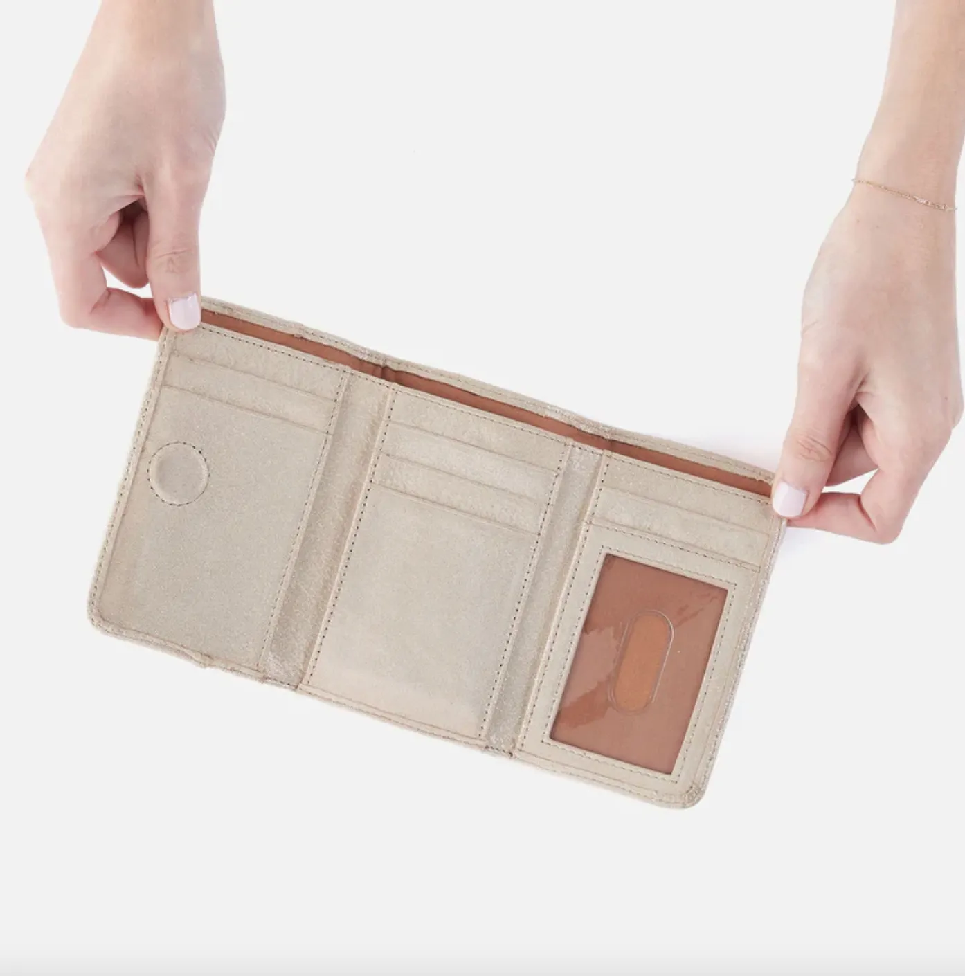 Jill Trifold Wallet | Metallic Leather