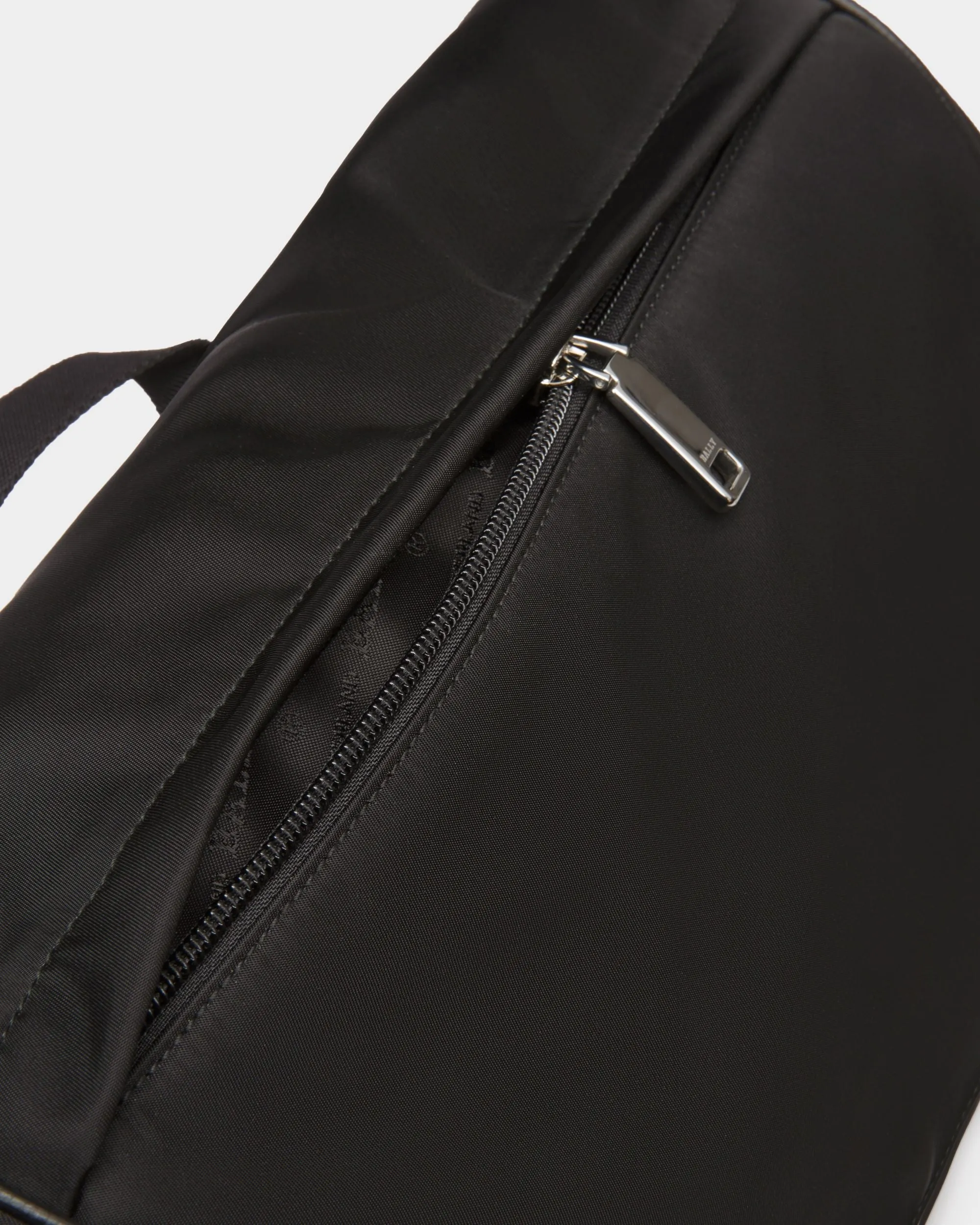 Messenger Bag In Black Recycled Nylon