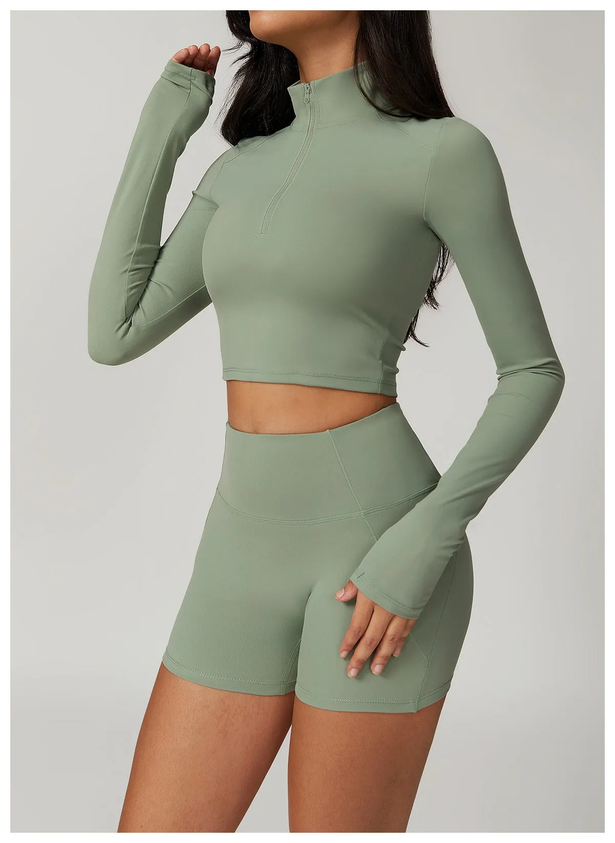 Mira Longsleeve Zip Top