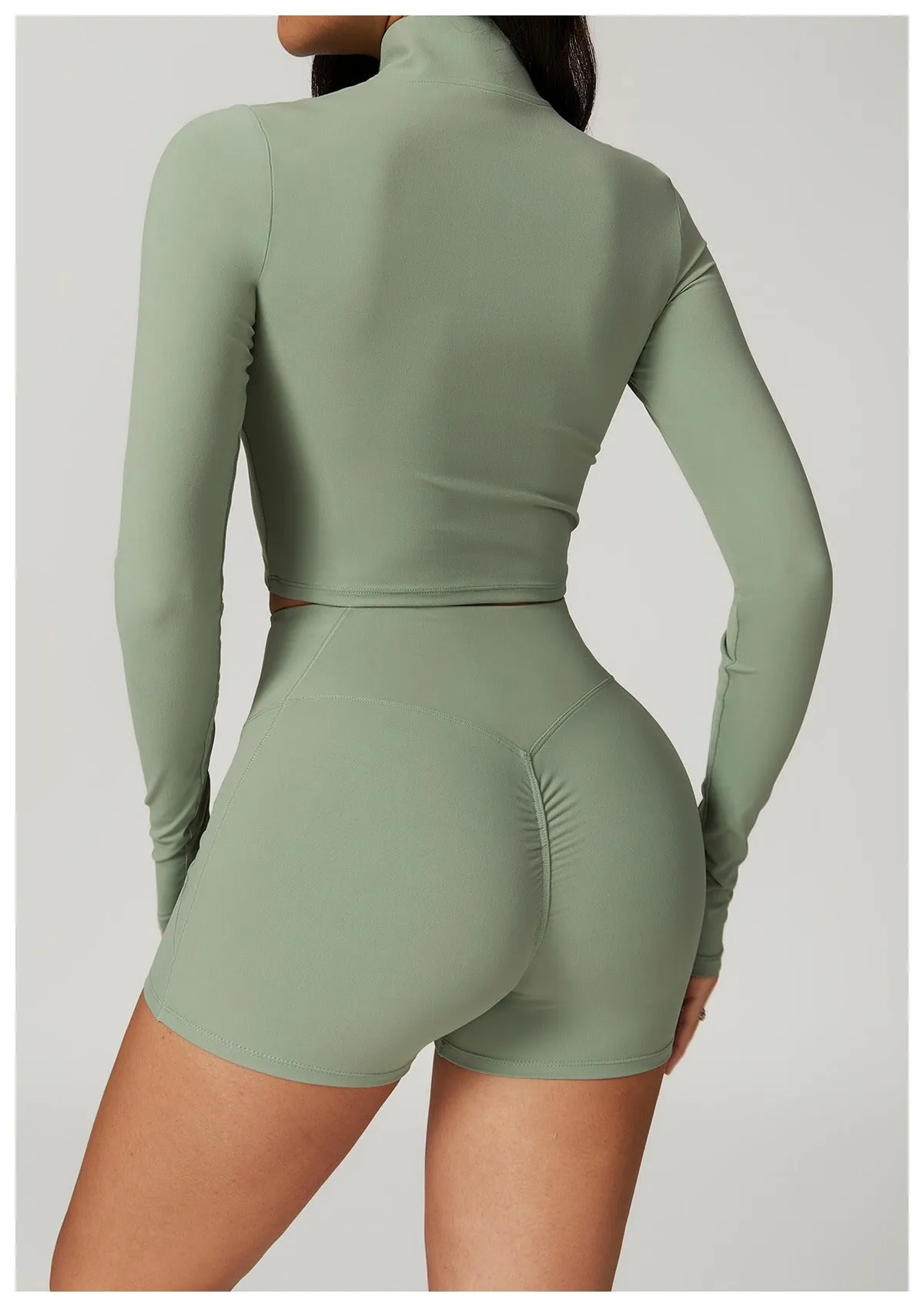 Mira Longsleeve Zip Top