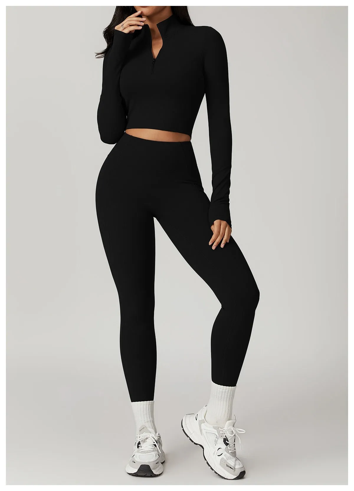 Mira Longsleeve Zip Top