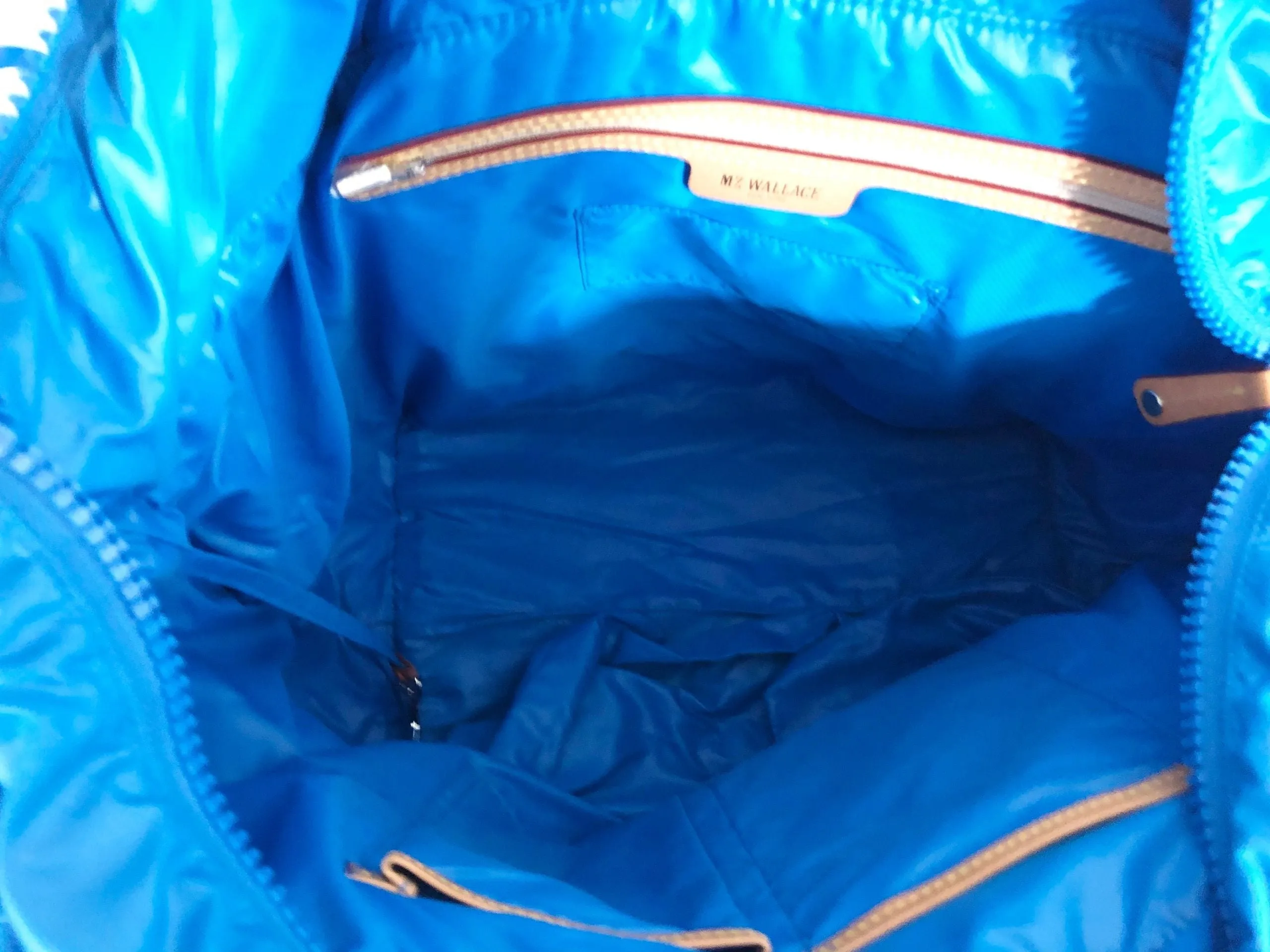 NEW Medium Metro Tote