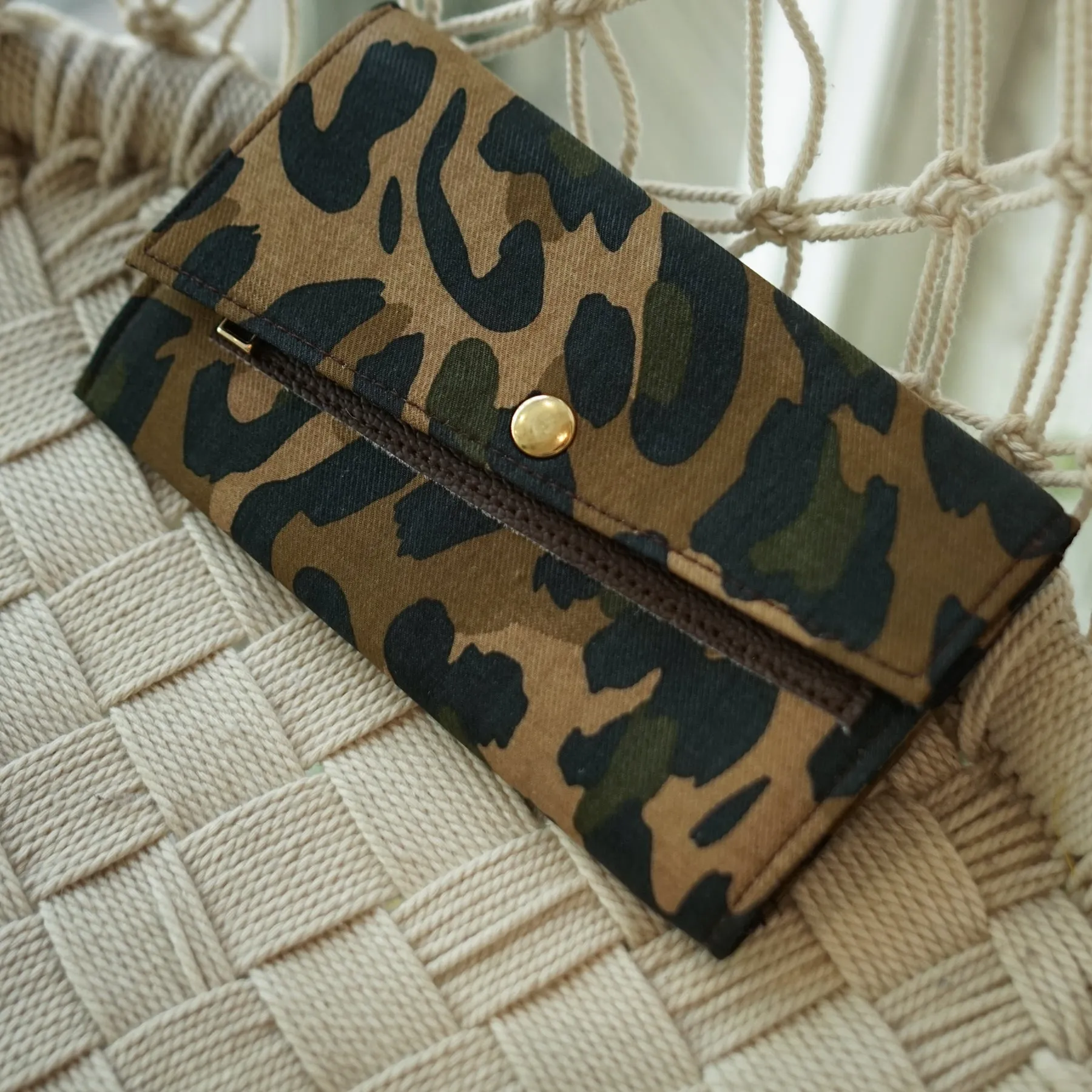 Nomad's Retreat Bi-Fold Wallet | Canvas & Leather