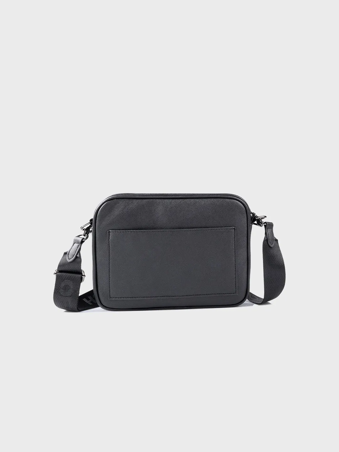 Off The Pitch Take-Off Messenger Bag | Black