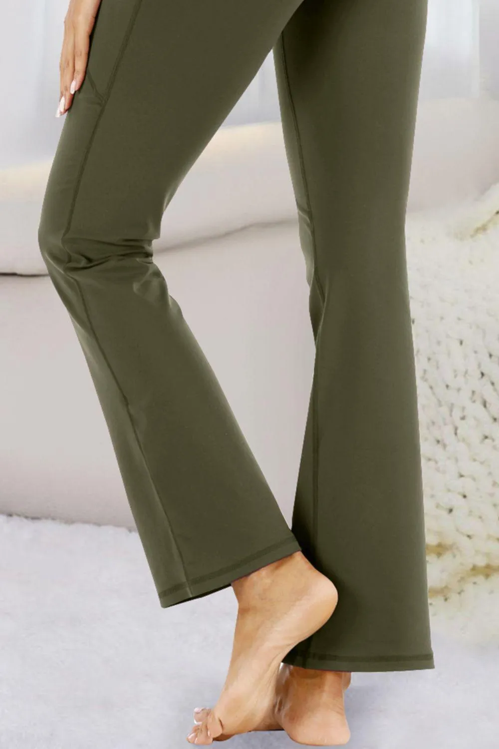 Pocketed High Waist Bootcut Yoga Pants