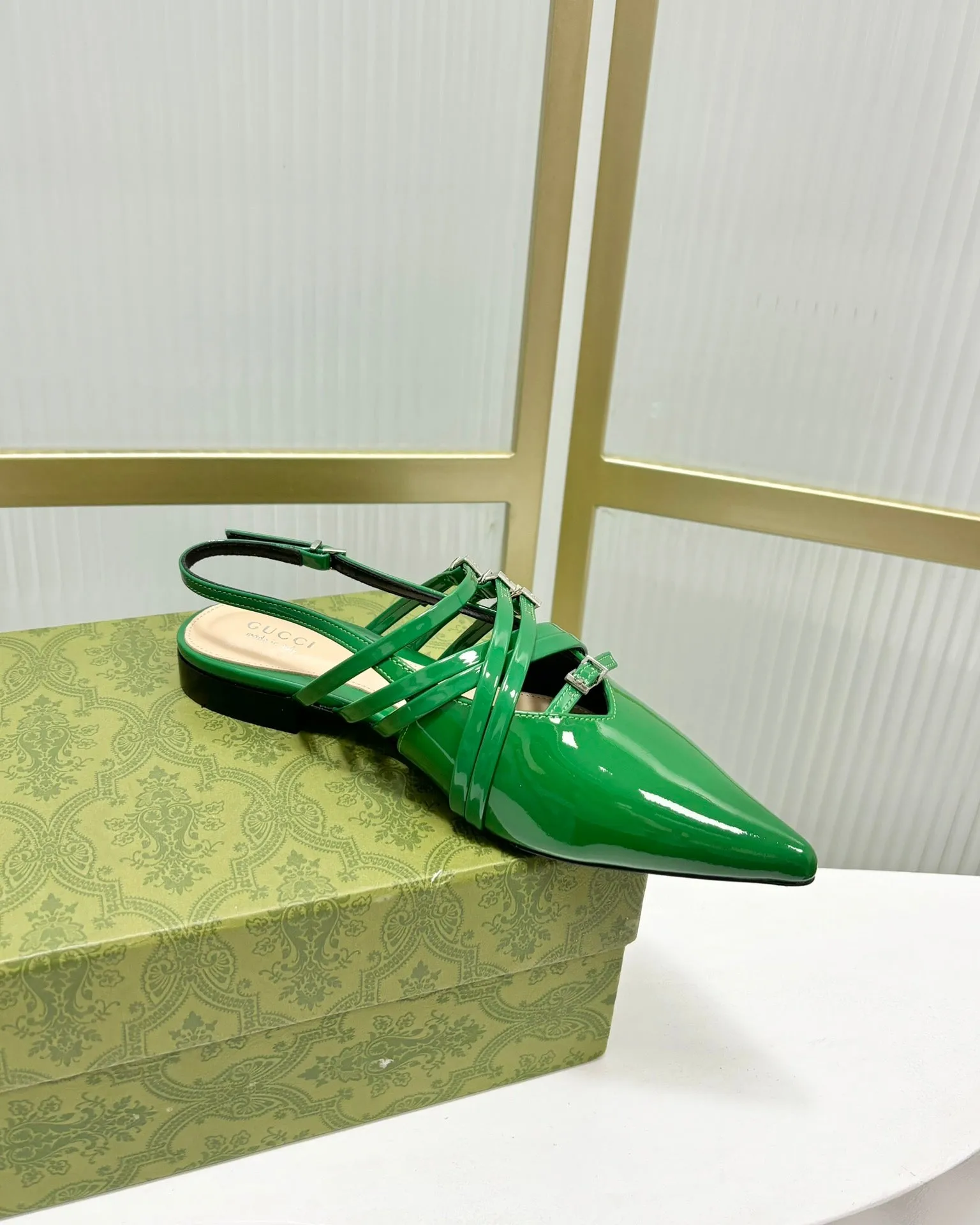 Secure transactions GLOSSY STRAPPY Cross-border shipping FLAT CALFSKIN GREEN SLINGBACK Gucci EMERALD IN