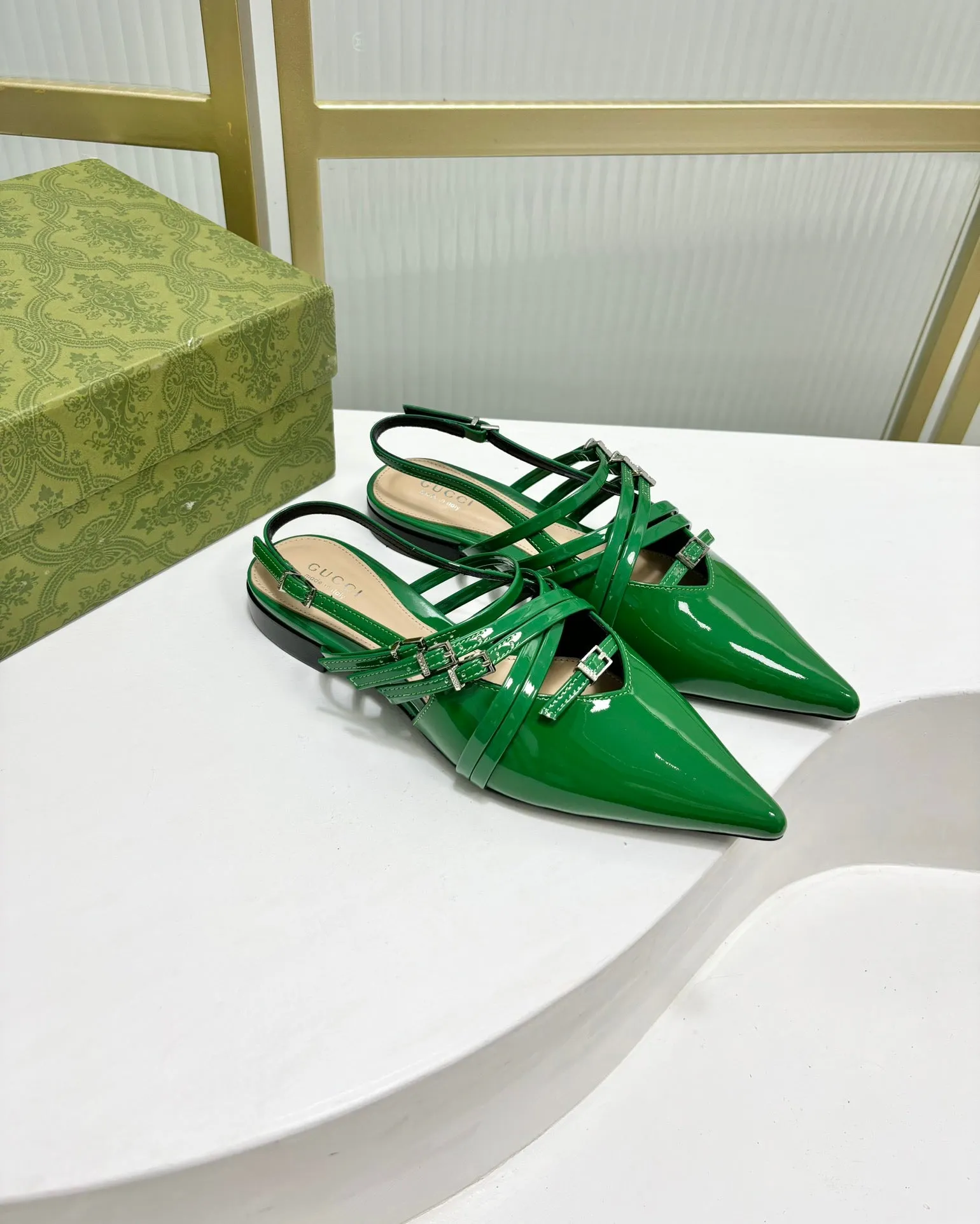 Secure transactions GLOSSY STRAPPY Cross-border shipping FLAT CALFSKIN GREEN SLINGBACK Gucci EMERALD IN