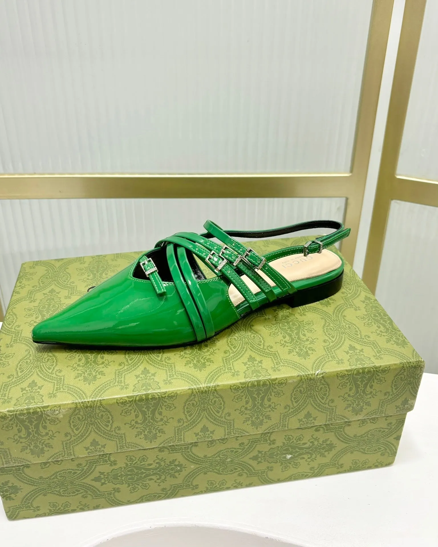 Secure transactions GLOSSY STRAPPY Cross-border shipping FLAT CALFSKIN GREEN SLINGBACK Gucci EMERALD IN