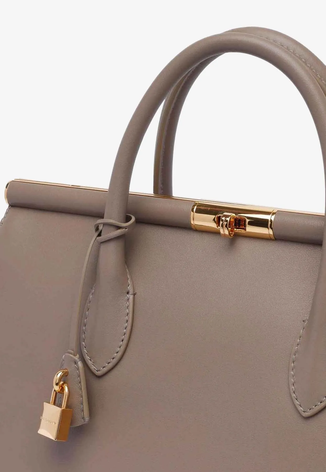 XL Marlene Day Shoulder Bag in Grained Leather